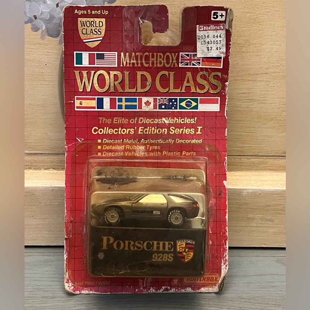 🚗NIB MATCHBOX VINTAGE PORSCHE 928S🚗